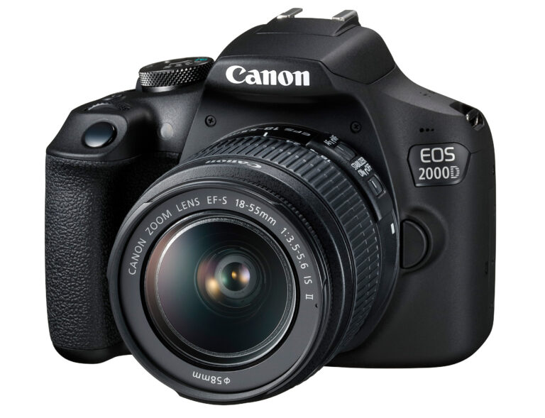 Canon EOS 2000D reflex APS-C economica per principianti