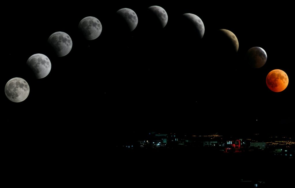 come fotografare la luna con un smartphone