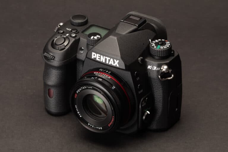 Pentax K-3 Mark III reflex APS-C vista frontale